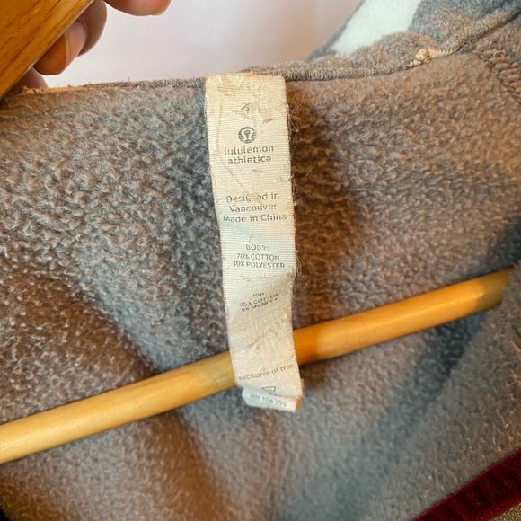 Lululemon scuba sweater - Picture 3 of 5
